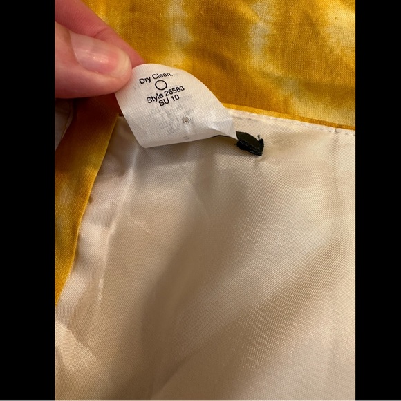J. CREW Mini Skirt Tie Dye Sunflower Yellow Silk Linen Lined Exposed Zipper - Picture 7 of 8
